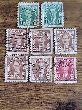Late 1930s Vintage Canadian Postage Stamp Lot — Green, Brown, Red